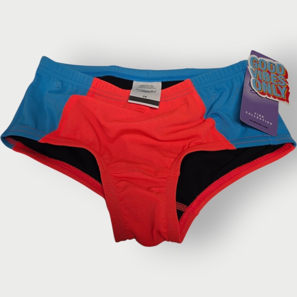 Men's / Youth SPEEDO Swim Briefs Euro Brazilian Size 24 Siren Red Vibe Collect‎